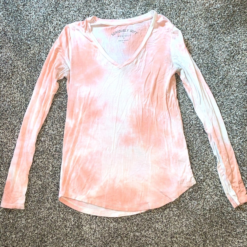 Tie die looking long sleeve.